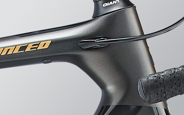 Giant tcr best sale advanced kom 2019