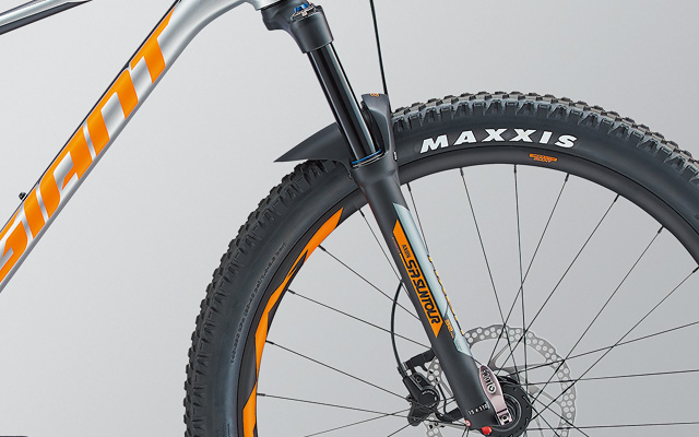 2019 GIANT Bicycles | FATHOM 1