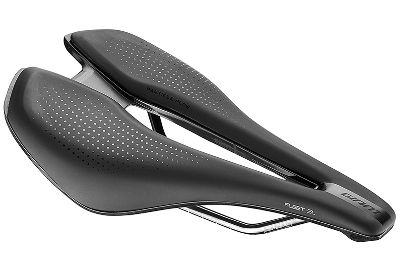giant performance road saddle
