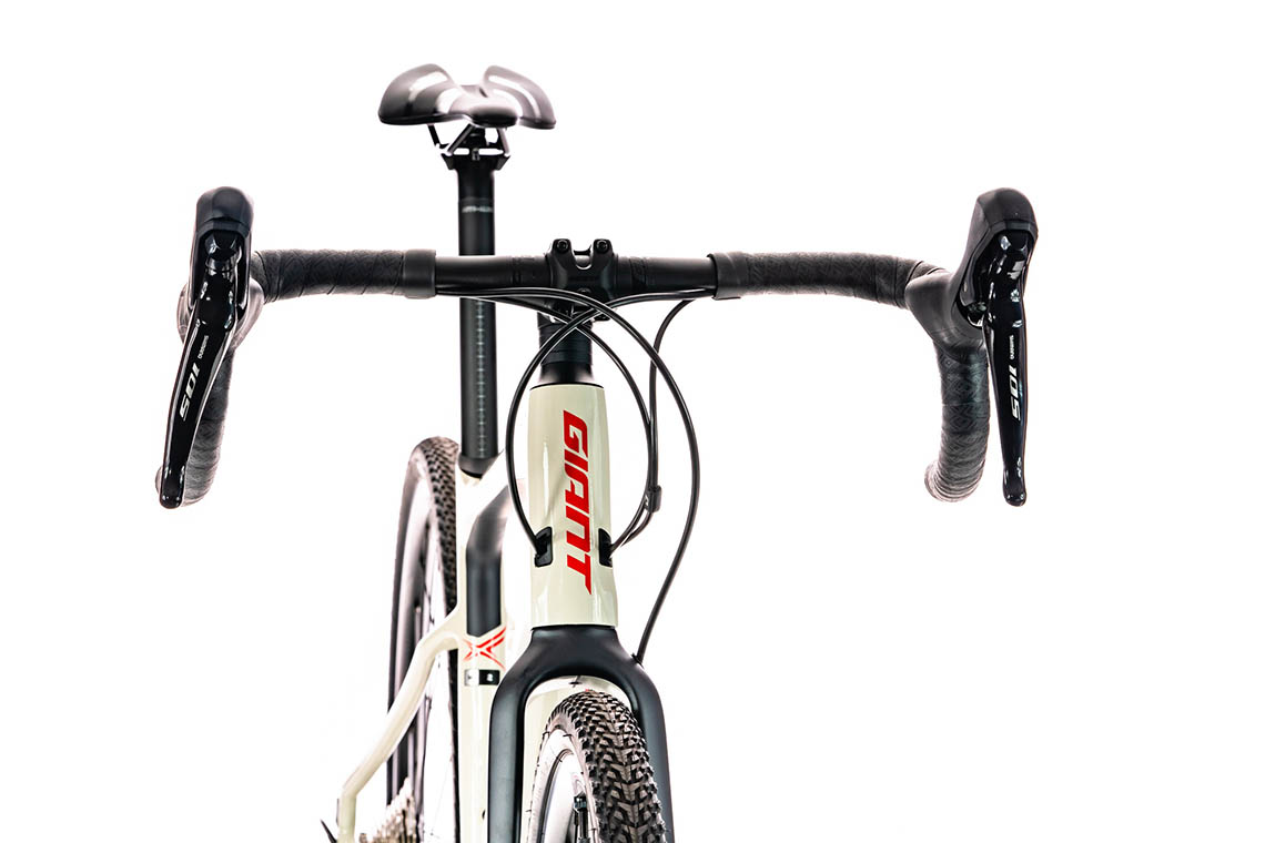 2020 GIANT Bicycles | REVOLT ADVANCED 2