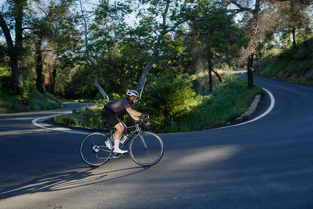 2020 GIANT Bicycles | CONTEND SL 1