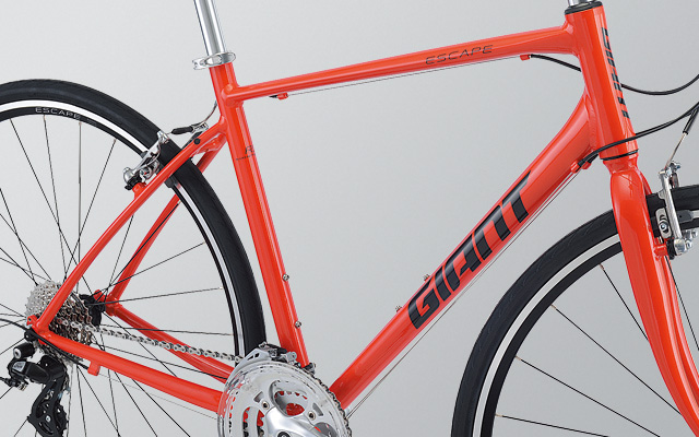 2020 GIANT Bicycles  ESCAPE R3 (New 2021)