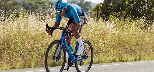 2020 GIANT Bicycles | ON-ROAD × PERFORMANCE