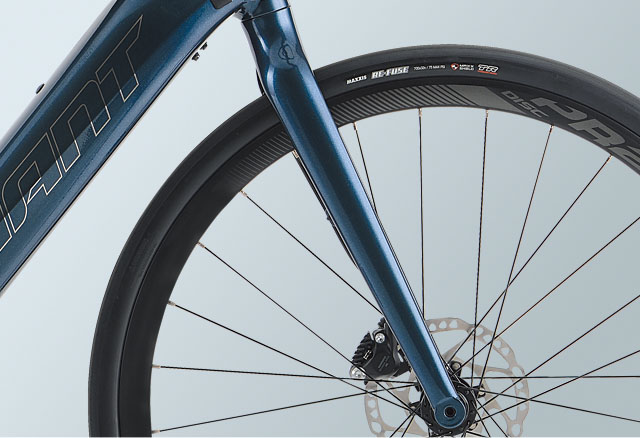 2021 GIANT Bicycles | ROAD E+