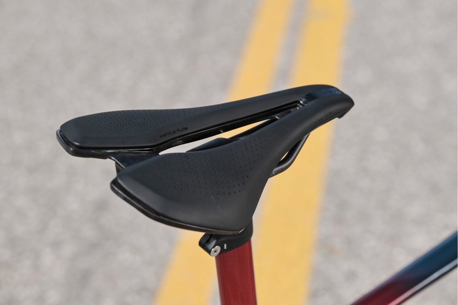 GIANT Bicycles   Showcase FLEET SLR SADDLE