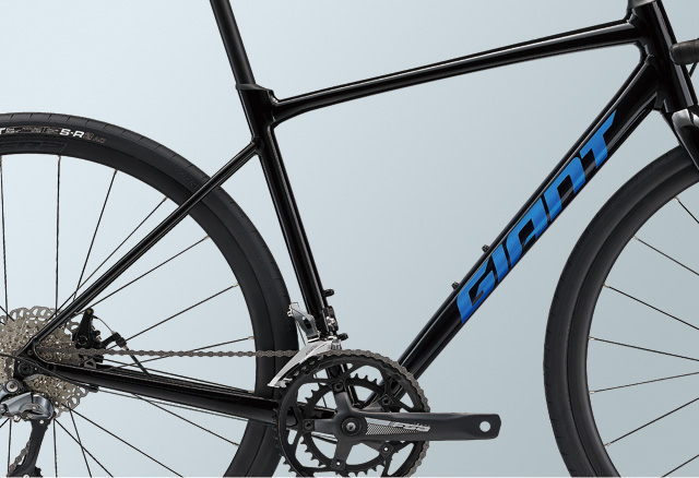 2022 GIANT Bicycles | CONTEND AR 4