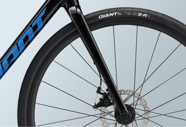 2022 GIANT Bicycles | CONTEND AR 4