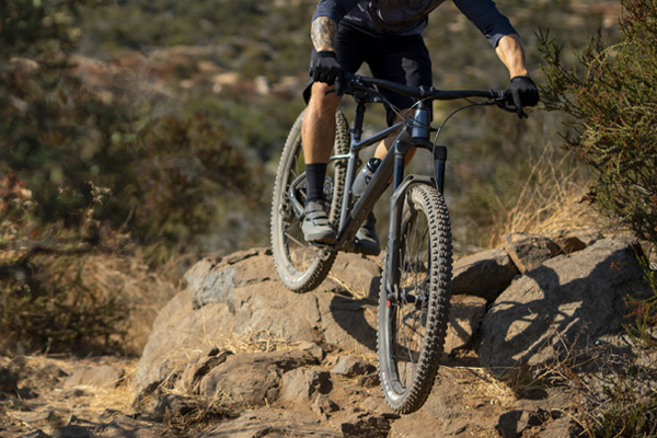 2022 GIANT Bicycles | OFF-ROAD