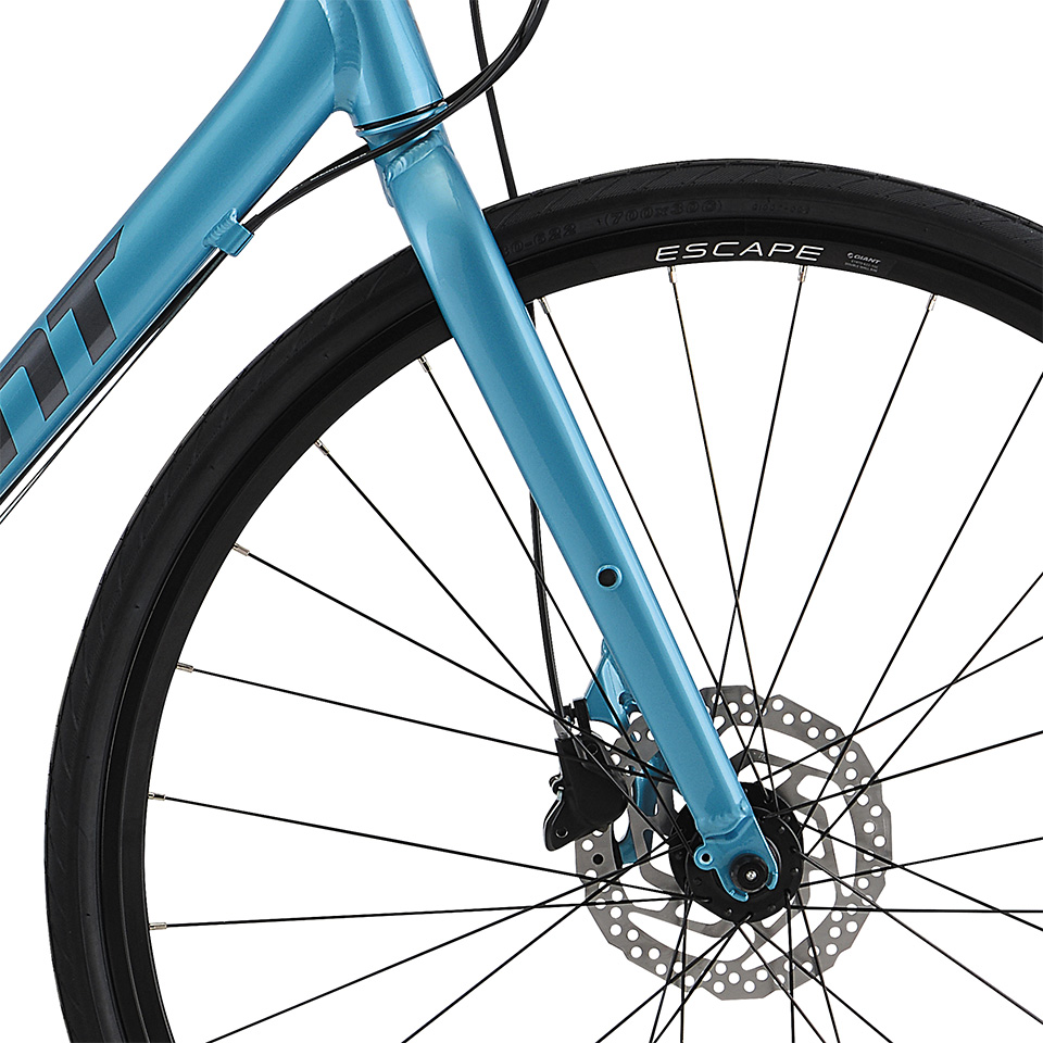 2022 GIANT Bicycles | ESCAPE R DISC
