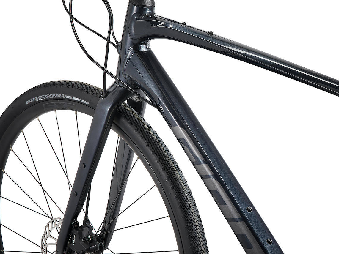 2023 GIANT Bicycles | FASTROAD AR 2
