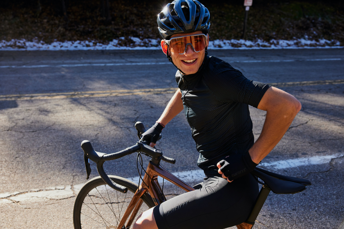 2023 GIANT Bicycles | TCR ADVANCED 2 DISC KOM