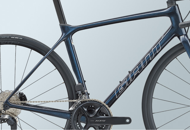 2023 GIANT Bicycles | TCR ADVANCED 1 DISC KOM