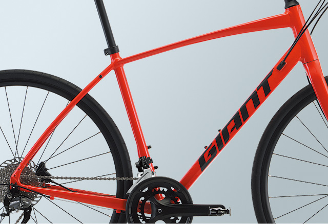 2023 GIANT Bicycles | ESCAPE RX 2 DISC