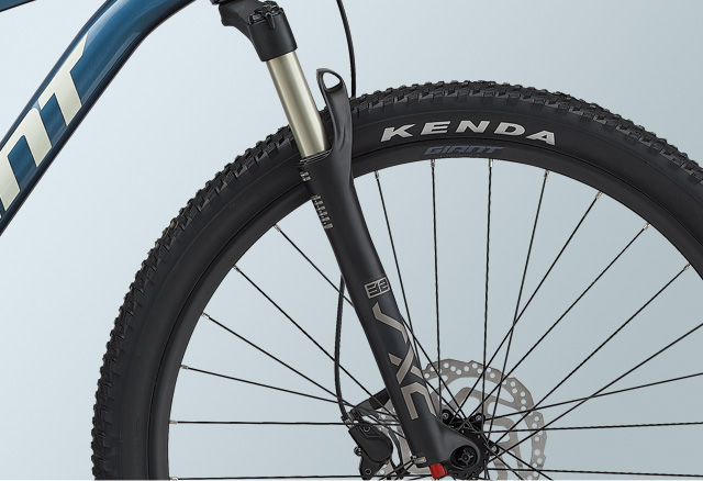 2023 GIANT Bicycles | TALON 0