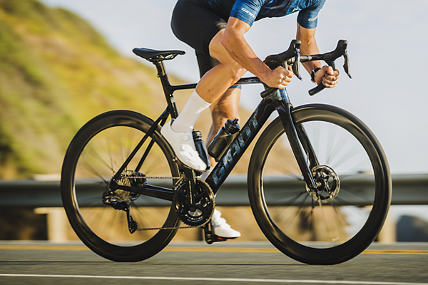 2023 GIANT Bicycles | ON-ROAD