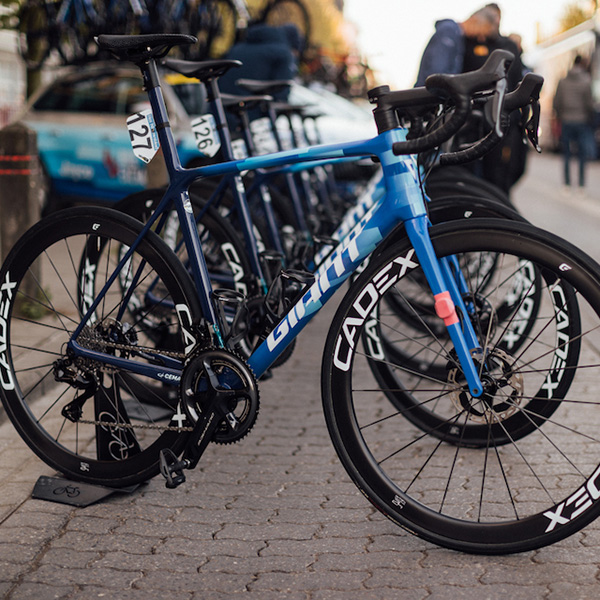 2023 GIANT Bicycles RIDERS/TEAMS Team BikeExchangeJayco