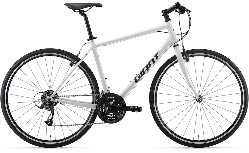 2024 GIANT Bicycles | ESCAPE R3