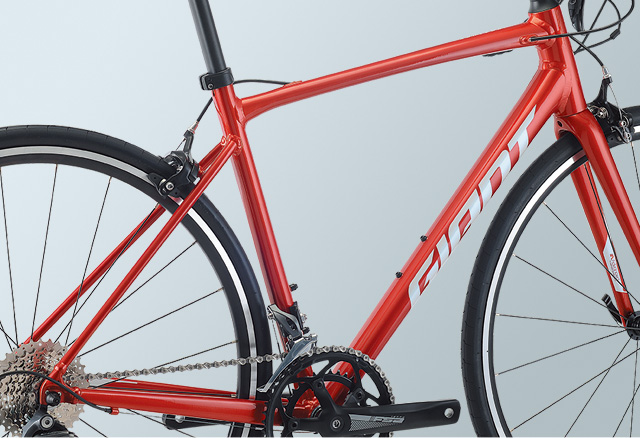 2024 GIANT Bicycles | CONTEND 2